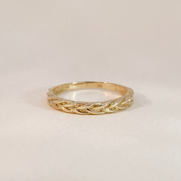 Foxtail Ring
