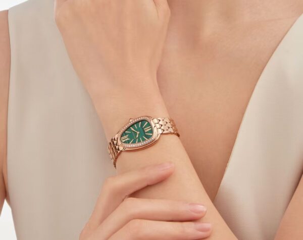 BVLGARI Serpenti Quartz Women watch in Drop case & Green Dial