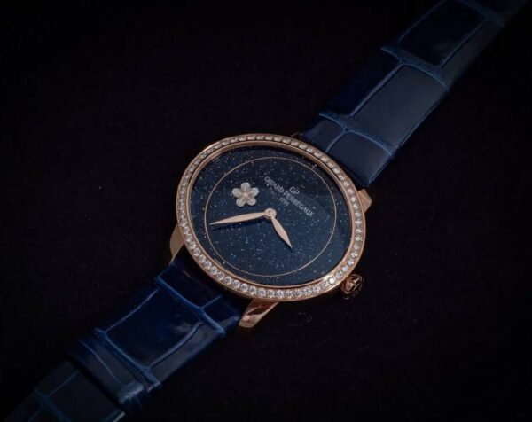 Girard-Perregaux Cat's Eye Automatic Women watch in Oval case & Blue Dial